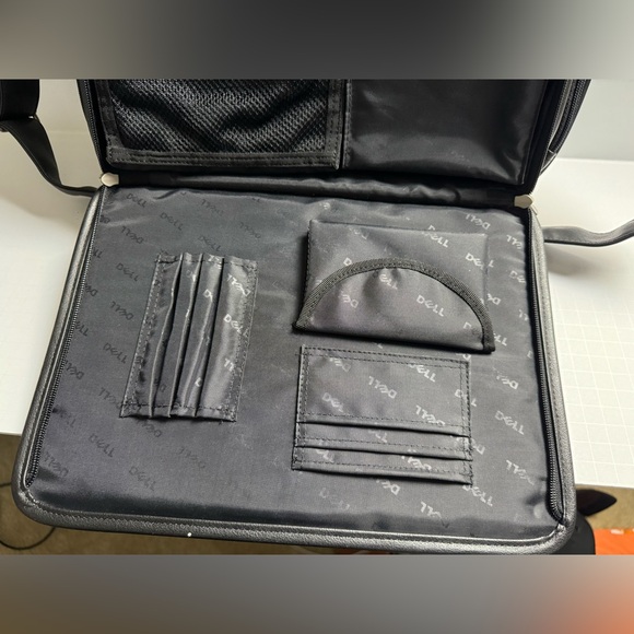 Pre owned Genuine Dell Laptop Messenger Bag Black Adjustable Strap - Picture 4 of 11
